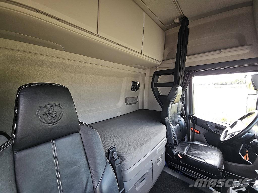 Scania R500 6x2/4 LB MEGA RET Camiones tractor