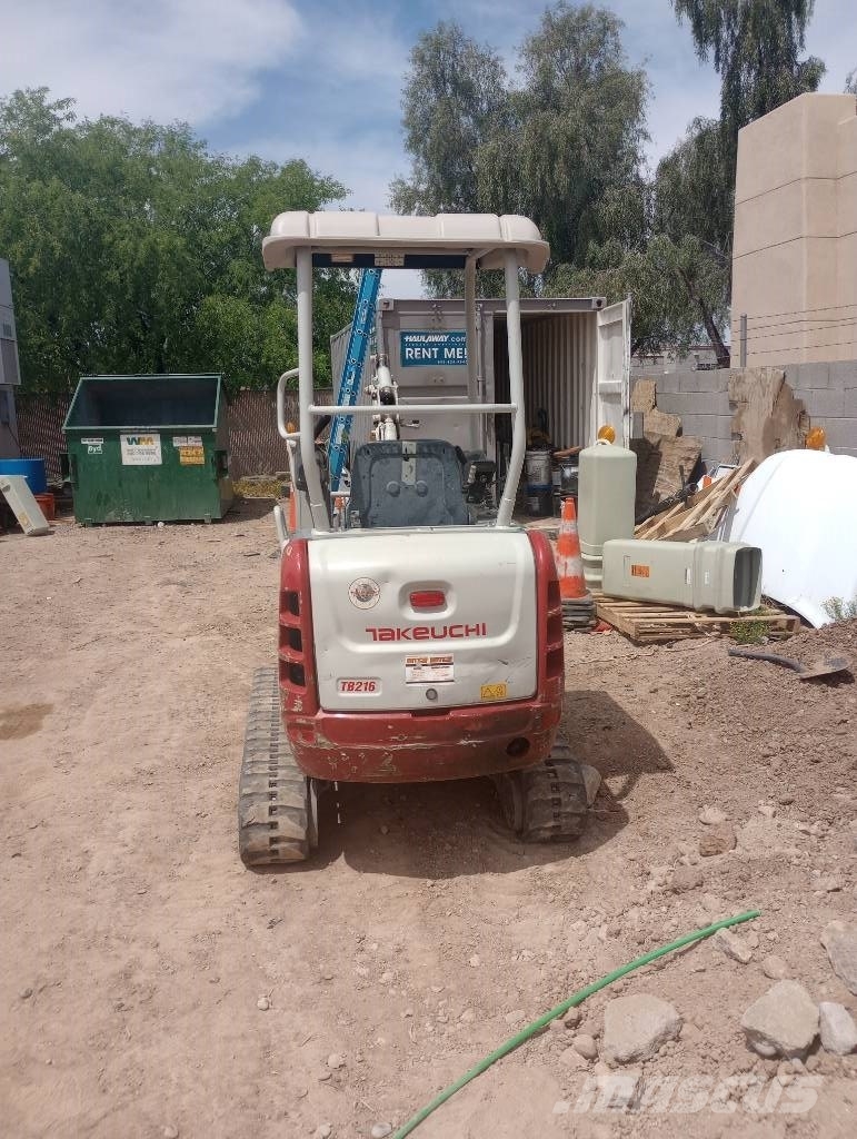 Takeuchi TB216RA 드릴링 장비 부속품 및 예비 부품