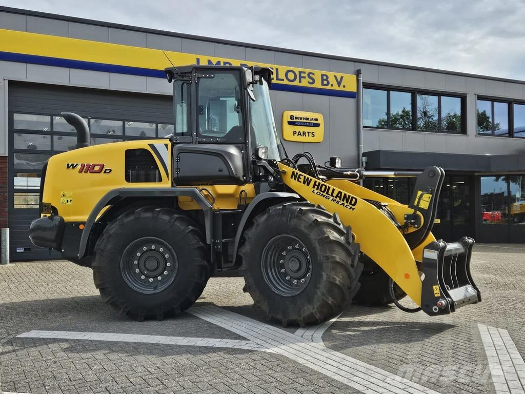 New Holland W110D Long reach Gumikerekes homlokrakodók