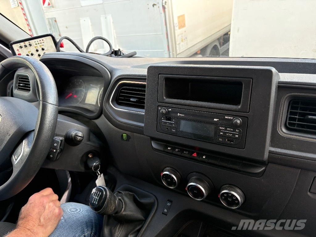 Renault Master 2.3 DCI elewator 121FT Furgone chiuso