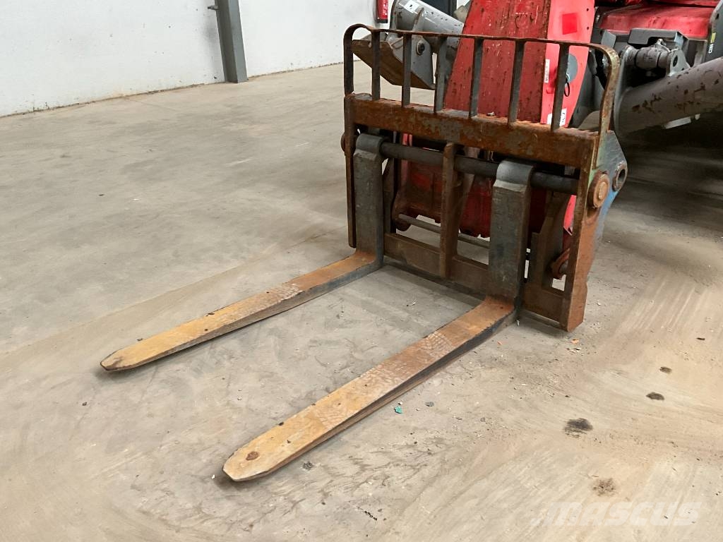 Manitou MT 1335 ST 3 B Teleskoplader