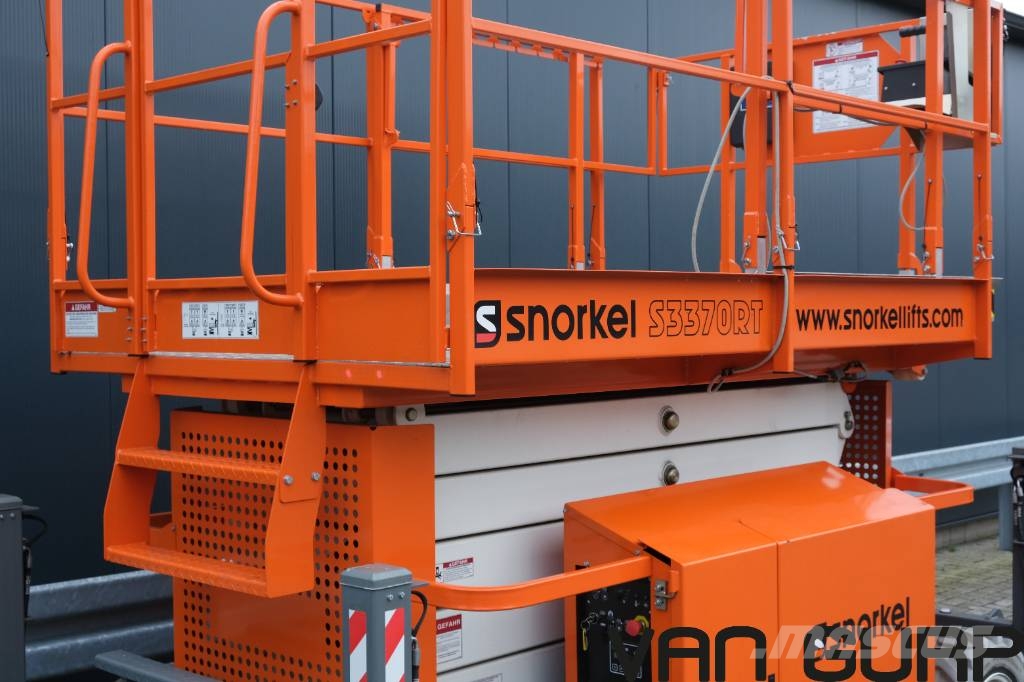 Snorkel S 3370 ORT (ONLY 37h) Ruw terrein schaarhoogwerker Plataformas tijera