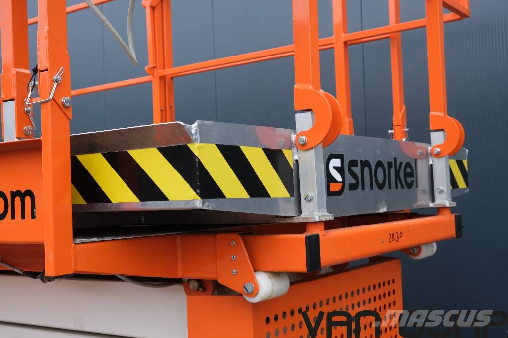 Snorkel S 3370 ORT (ONLY 37h) Ruw terrein schaarhoogwerker Plataformas tijera