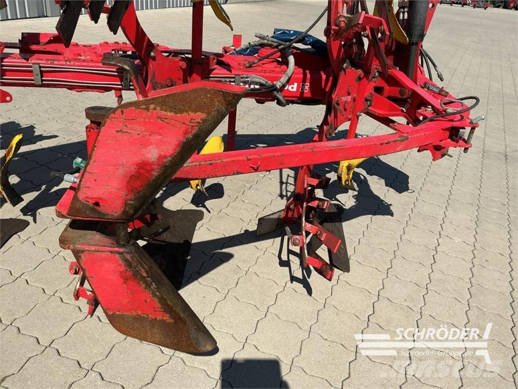 Pöttinger SERVO 45 S PLUS Wentelploegen