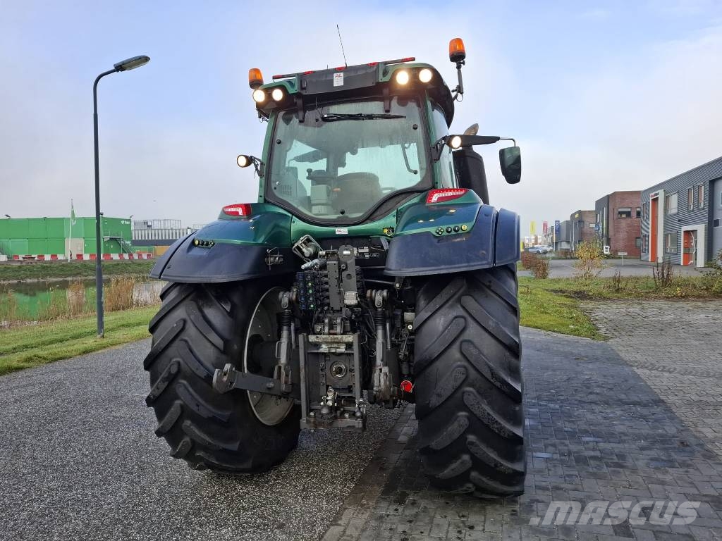Valtra T 194 Direct TwinTrac 트랙터