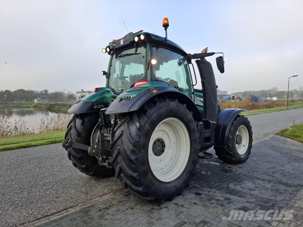 Valtra T 194 Direct TwinTrac 트랙터
