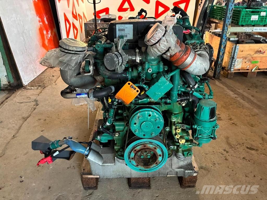 Volvo D5K240 22033561 GEARBOX AT2412E 3190763 Moteur