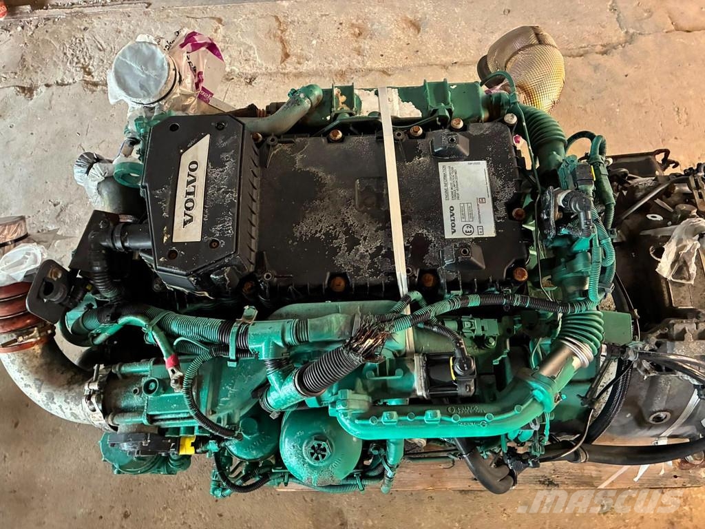 Volvo D5K240 22033561 GEARBOX AT2412E 3190763 Moteur