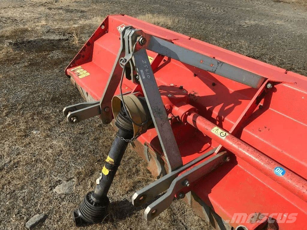 Kuhn RM 280 Drtící zařízení