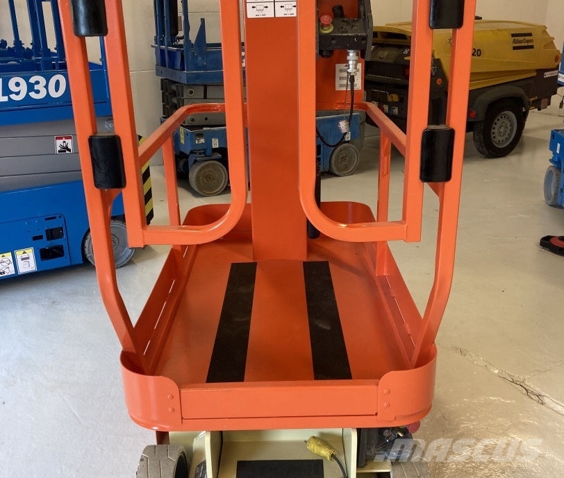 JLG 1230 ES رافعات السارية الرأسية