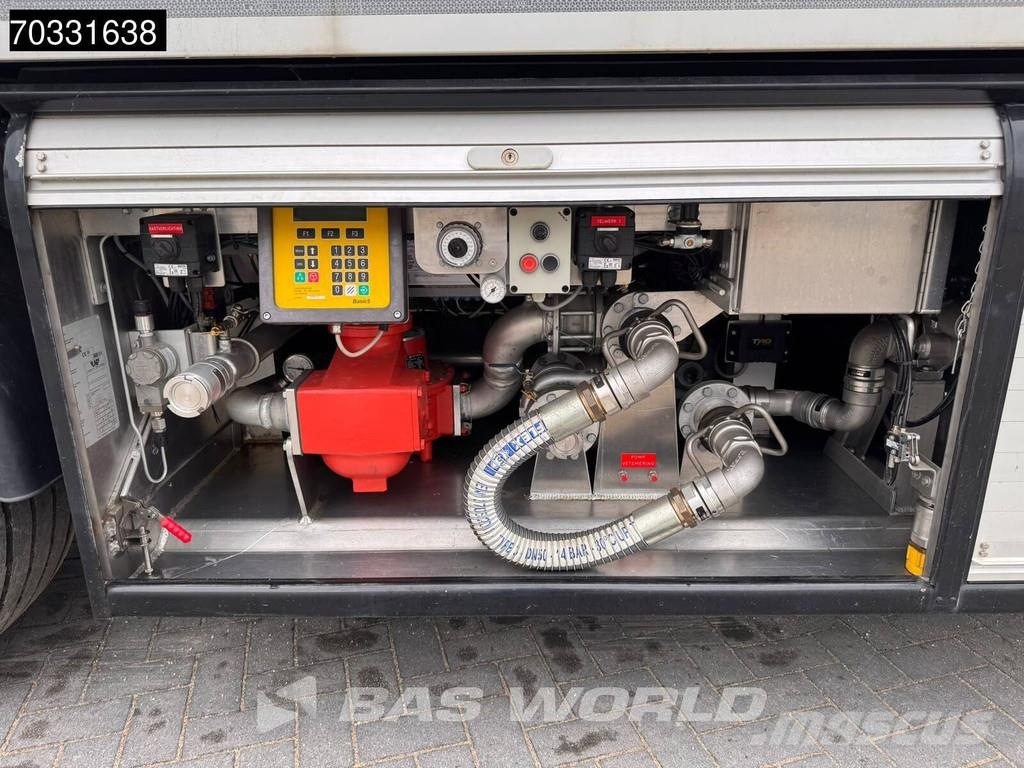  Hoet Trailers SC22AA 2 axles Olie/ Smeer Steering Gesloten opleggers