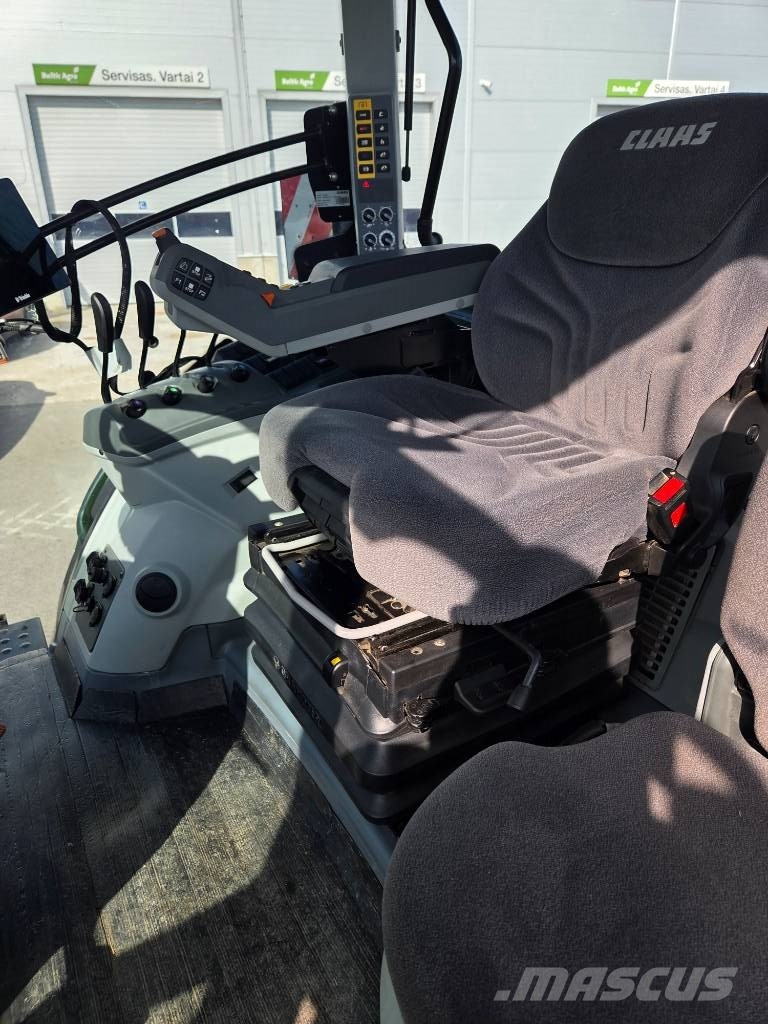 CLAAS Axion 830 CIS Traktori