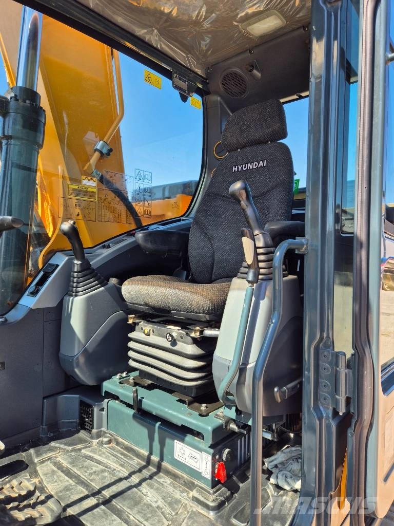 Hyundai HX 145 LCR Roomikekskavaatorid