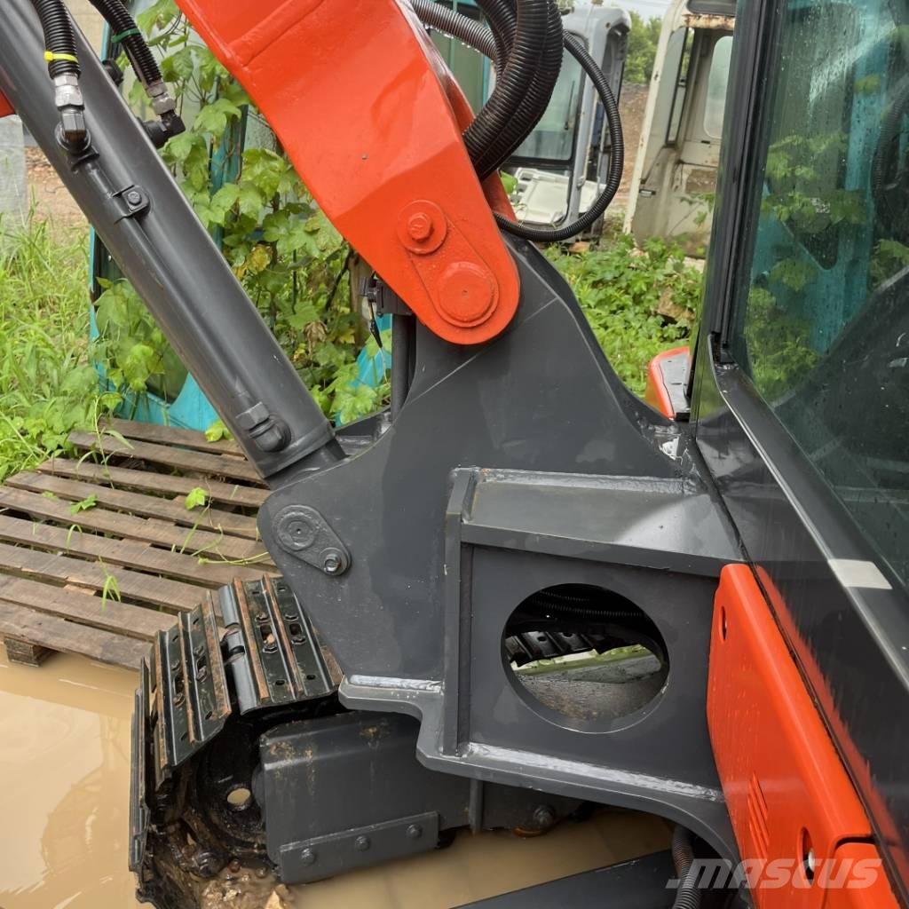 Kubota KX 155 Kāpurķēžu ekskavatori