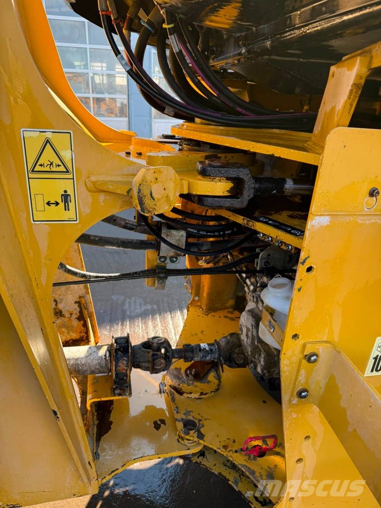 CAT 910 M // BJ. 2018/1084H/3.rd Line Фронтальные погрузчики