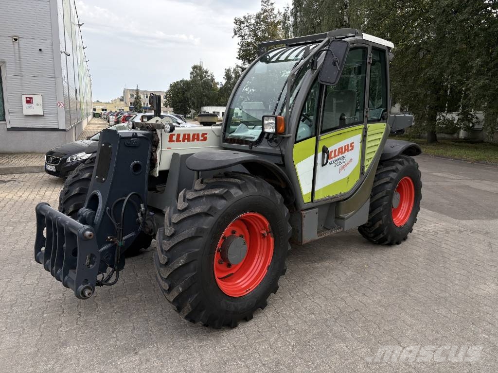 CLAAS Scorpion 7030 Telehandlers