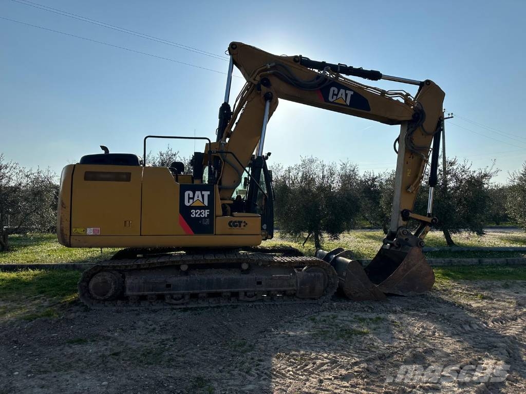 CAT 323FLN Rupsgraafmachines