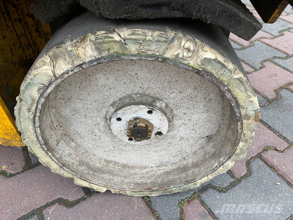 Haulotte Compact 8 V-3857 OE Stivuitoare - Altele