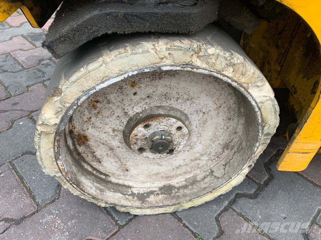 Haulotte Compact 8 V-3857 OE Stivuitoare - Altele