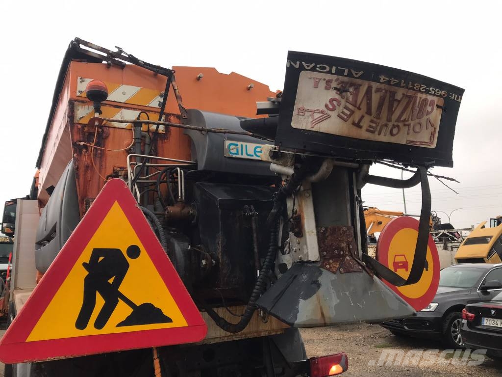 MAN TGS 18.320 Lastbil med lad/Flatbed