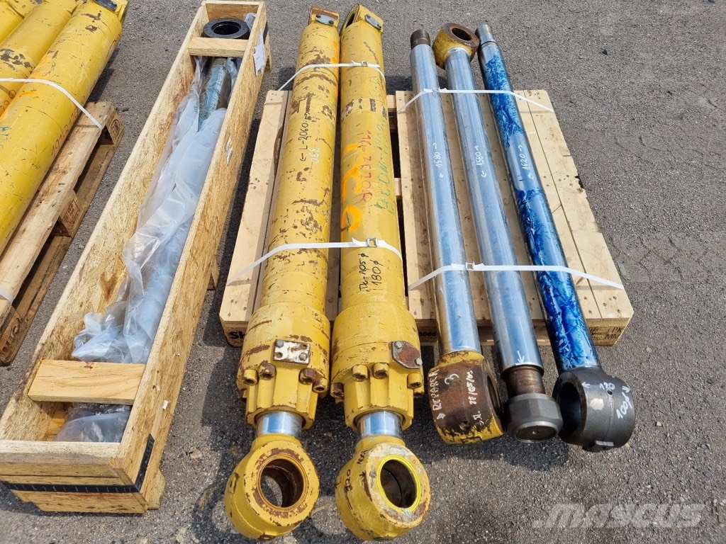 CAT 330 B USED HYDRAULIC CYLINDER Hidráulicos
