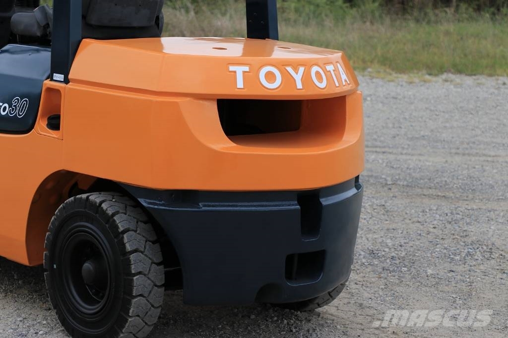 Toyota 7 FD 30 디젤 지게차