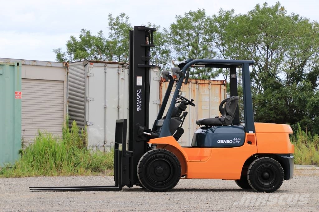 Toyota 7 FD 30 디젤 지게차