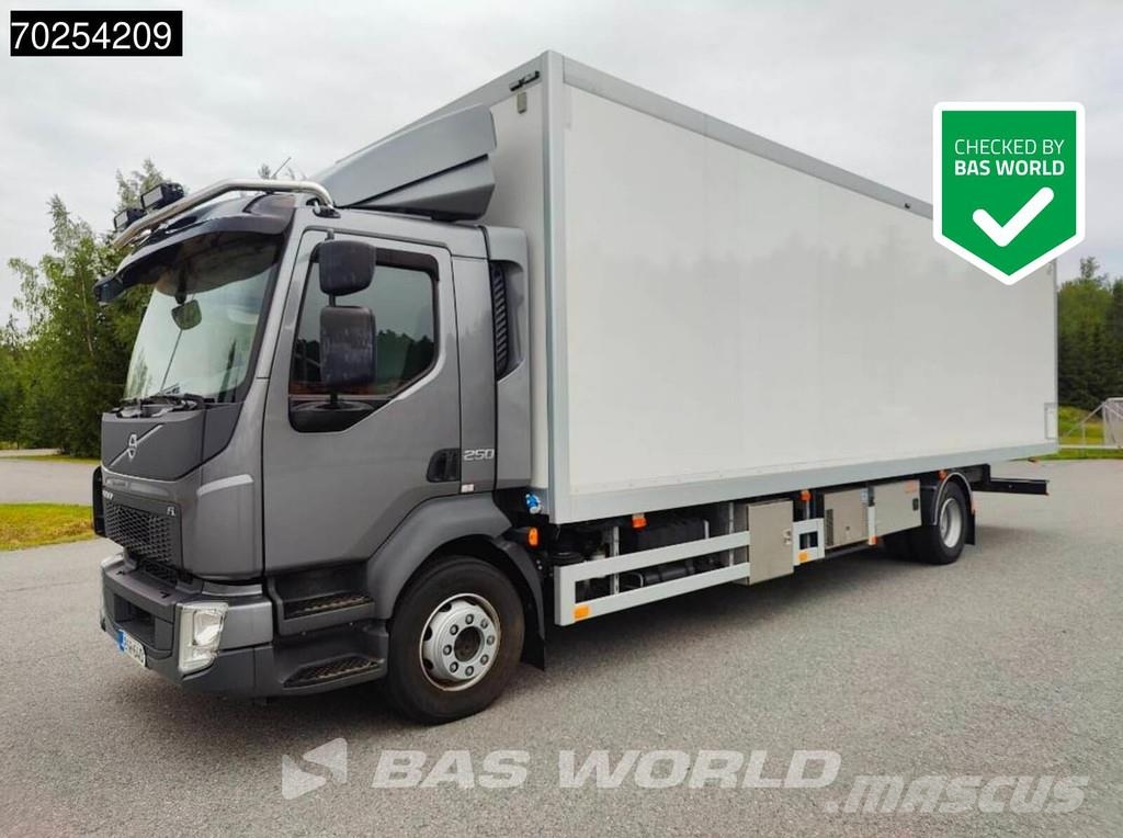 Volvo FL 250 4X2 14tonner Automatic Exhibition truck EUR Camiones con caja de remolque