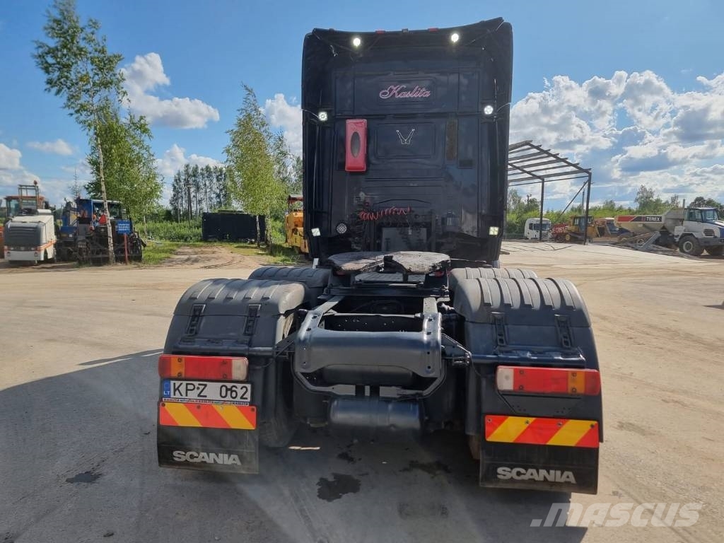 Scania R 440 6X2 Trekkers