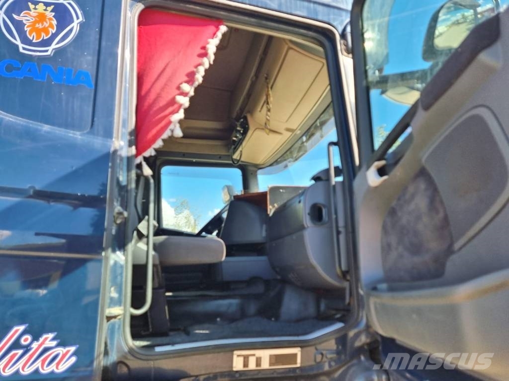 Scania R 440 6X2 Trekkers