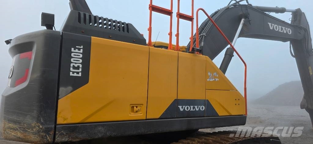 Volvo EC 300 EL حفارات زحافة