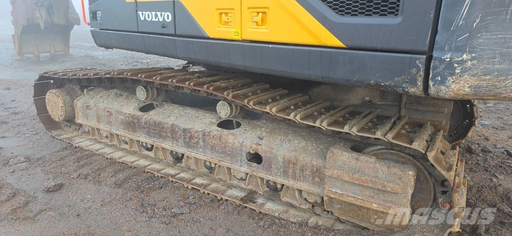 Volvo EC 300 EL حفارات زحافة