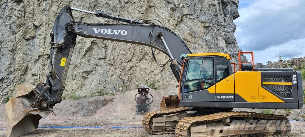 Volvo EC 300 EL حفارات زحافة