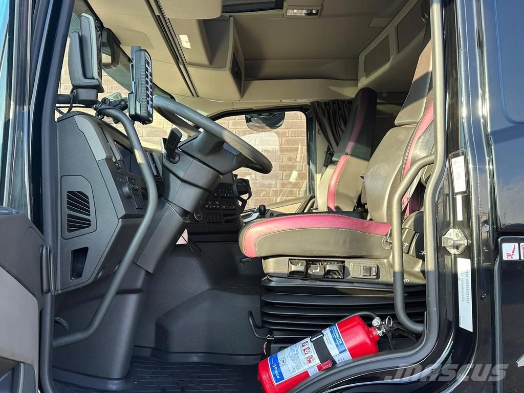 Volvo FM 460 8X2 + PALFINGER PK 65002-SH E +PJ 125E +HAA Kamioni sa kranom