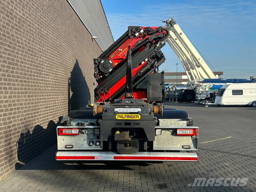 Volvo FM 460 8X2 + PALFINGER PK 65002-SH E +PJ 125E +HAA Kamioni sa kranom