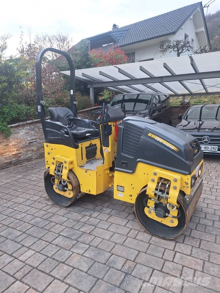 Bomag BW 100 AD M-5 Rolos compactadores de tambor duplo