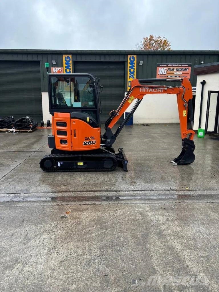 Hitachi ZX26U-6CR Mini bageri <7t