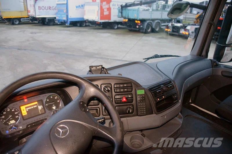 Mercedes-Benz Actros 2636 Buetec EEV - curtainsider Camiones de caja de lona