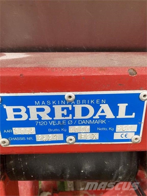 Bredal F2X Rustfrikasse Mineral gübre dagiticilar