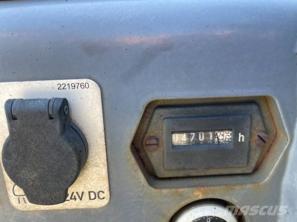 Vögele SUPER 800-3I Asfaldilaoturid