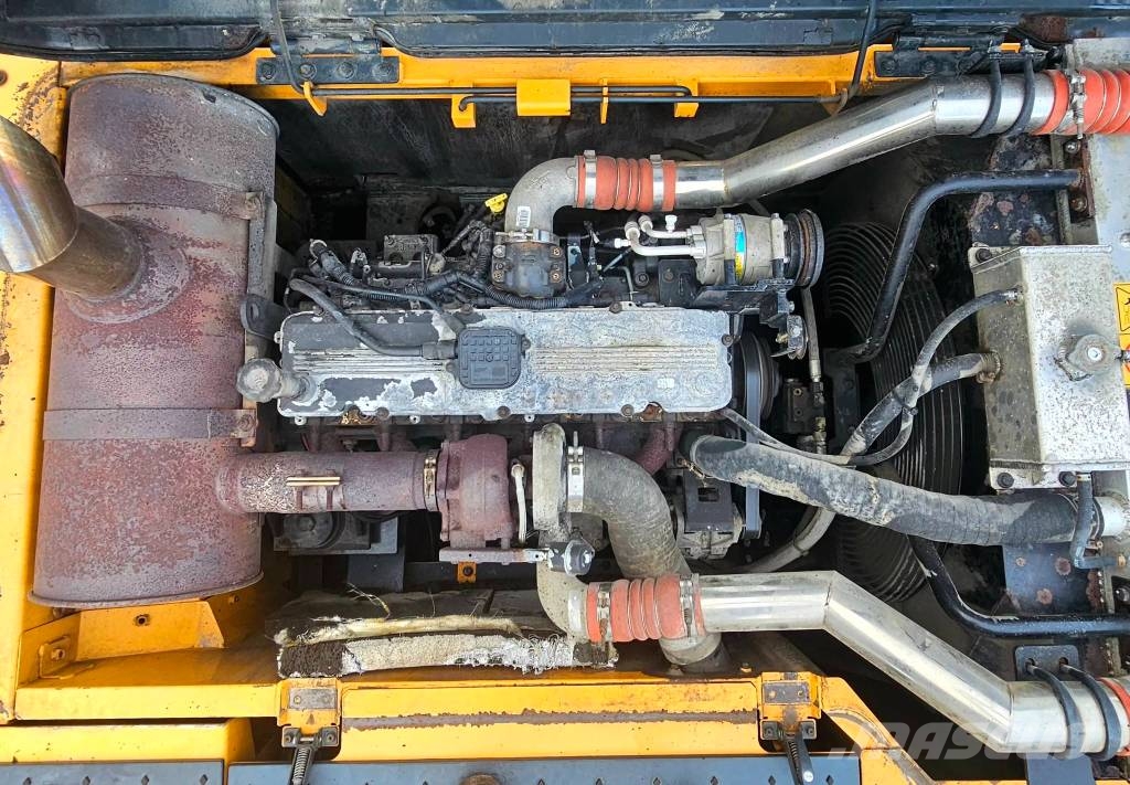 Hyundai Robex 380 LC-9 Гусеничні екскаватори