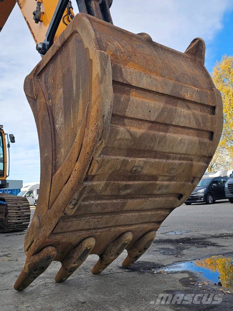 Hyundai Robex 380 LC-9 Гусеничні екскаватори