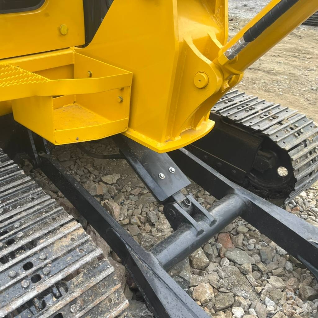 Komatsu PC 56 ミニ油圧ショベル 7t以下(ミニユンボ・ミニディガー)