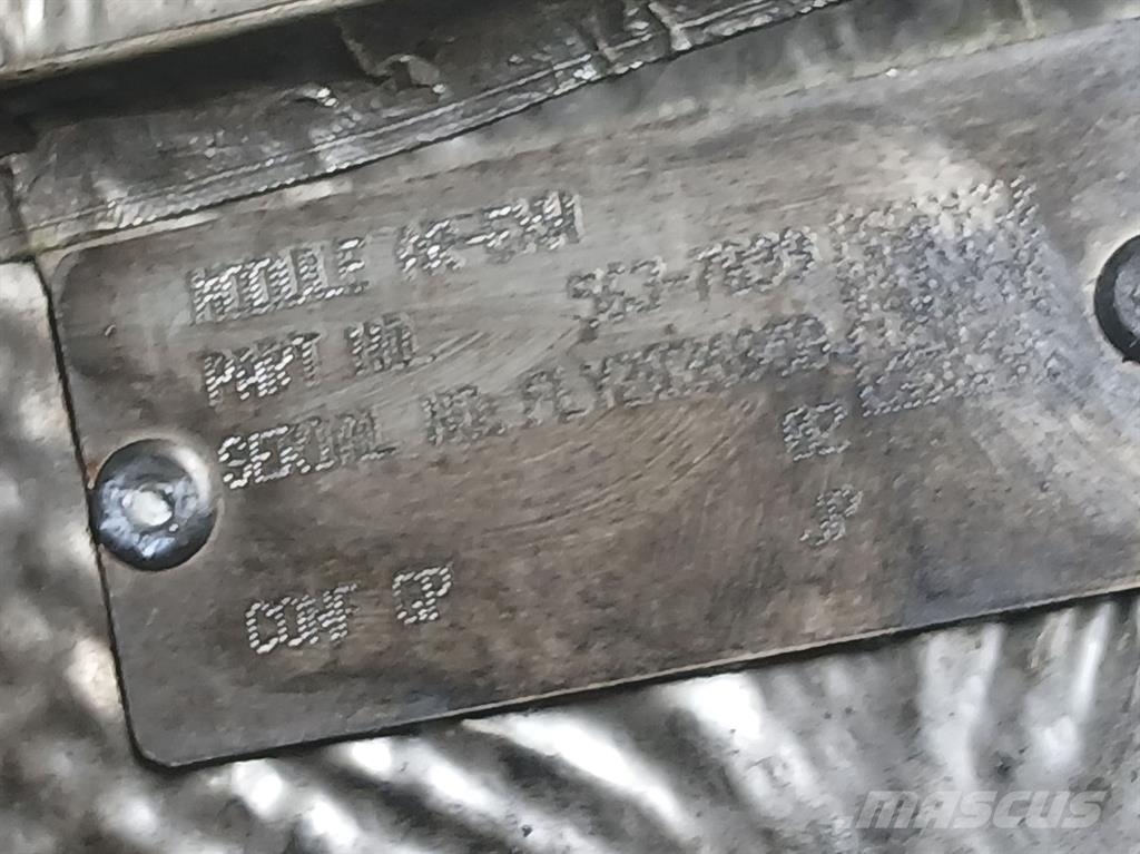 CAT M316 - 563-7899 - Exhaust/Auspuff/Uitlaat Motorlar