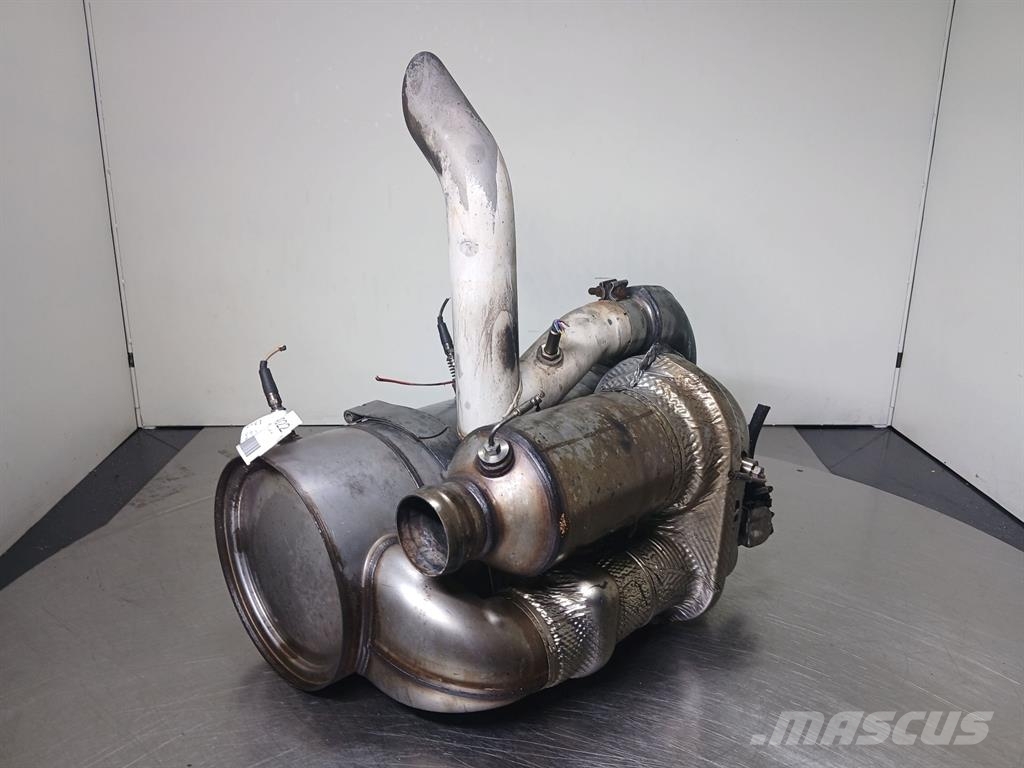 CAT M316 - 563-7899 - Exhaust/Auspuff/Uitlaat Motorlar