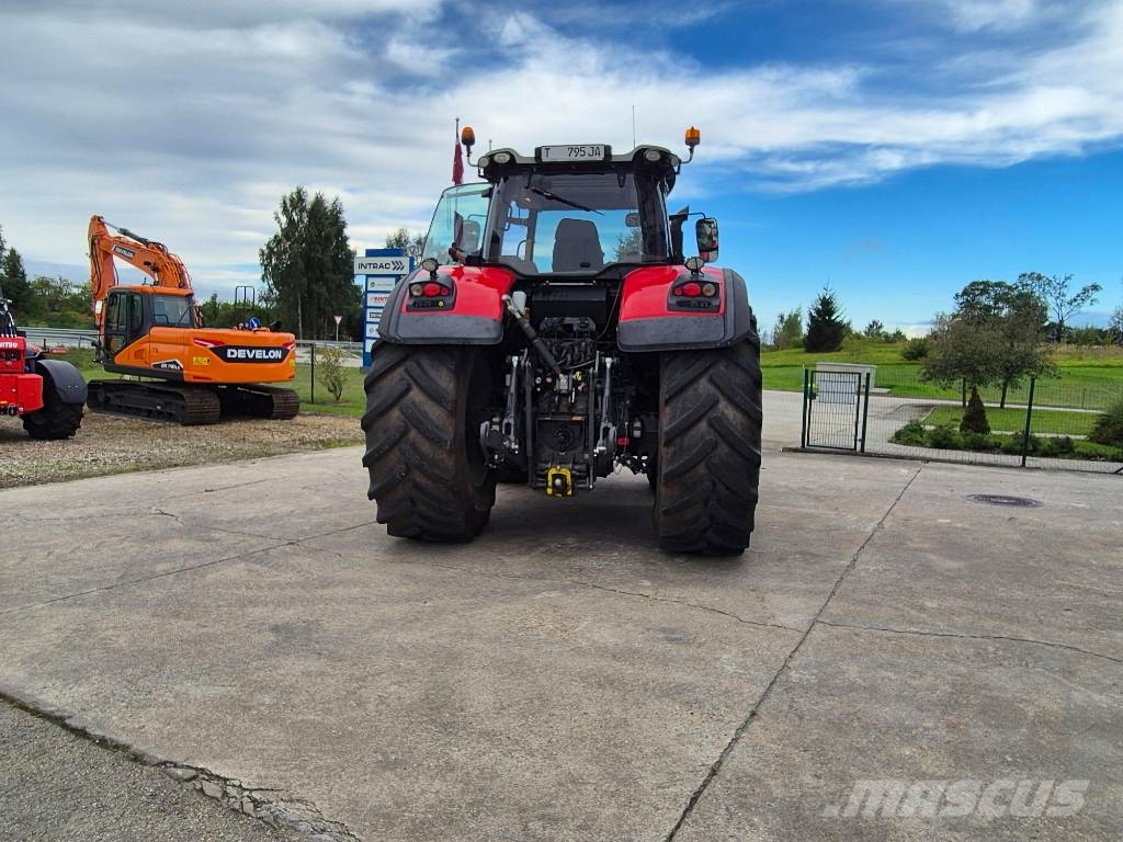 Massey Ferguson 8740S EXCLUSIVE DYNA-VT Traktori