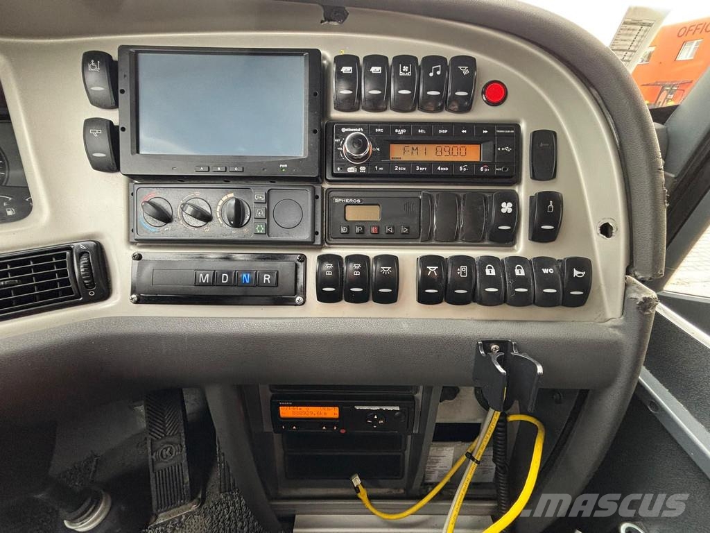 Volvo B11R 9700 H 4x2 EURO 6 / AC / AUXILIARY HEATING / Putnički autobusi