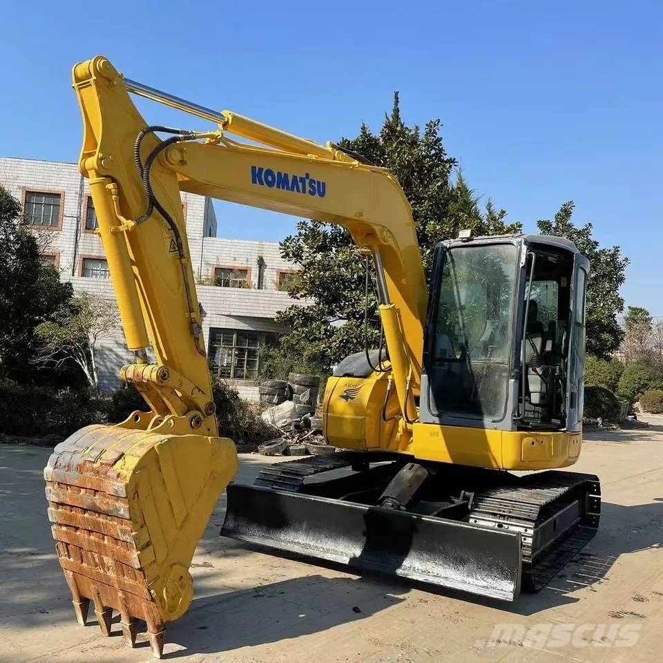 Komatsu PC78US-6 中型挖掘机