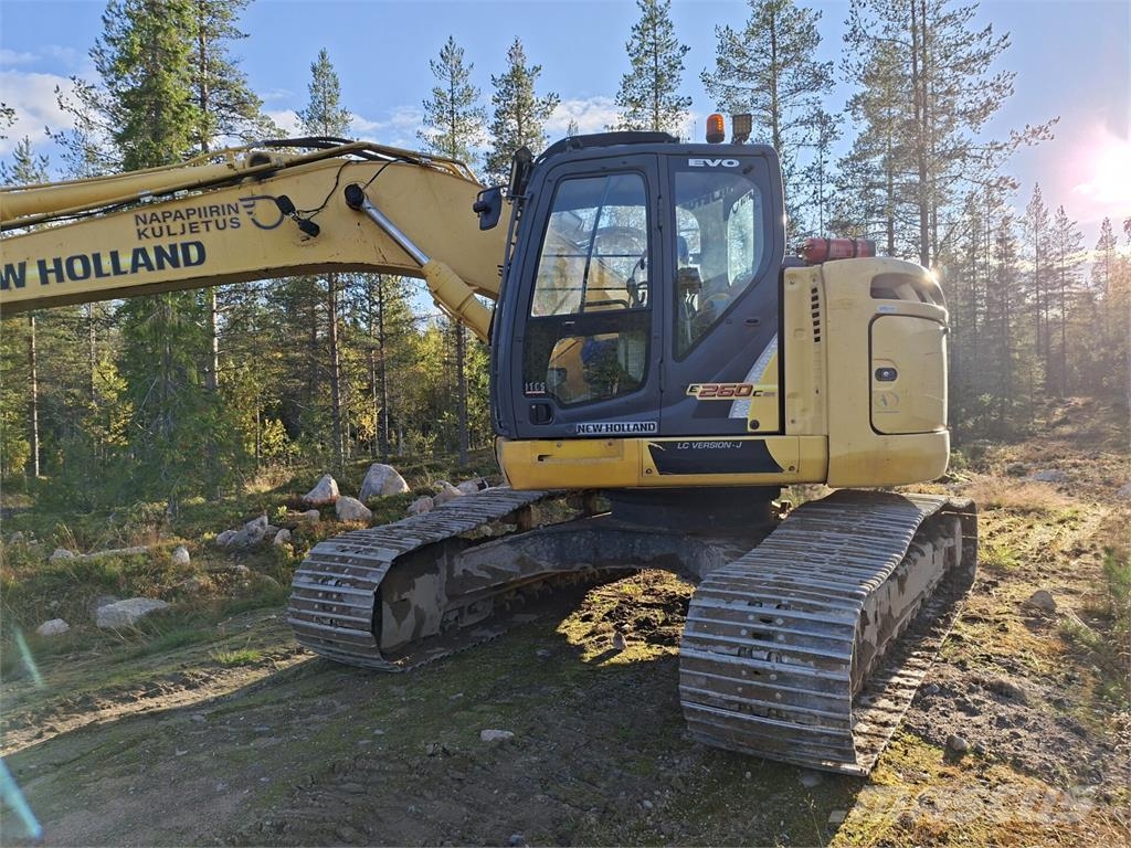New Holland E260CSR Roomikekskavaatorid