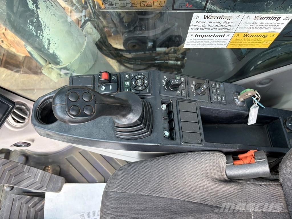 Volvo EC220EL Excavadoras sobre orugas